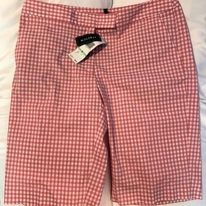 New Jones New York Pink and white plaid shorts Size 8